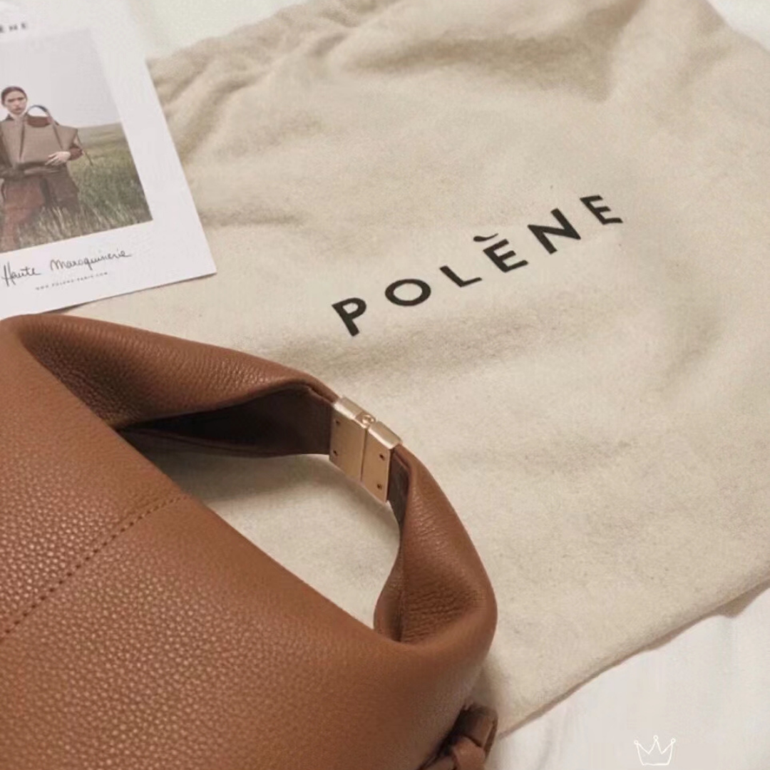 代購小眾品牌法國女孩都在揹Polène Paris，沒有Logo卻有著高級皮革 